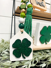 Load image into Gallery viewer, Shamrock Tag Garland
